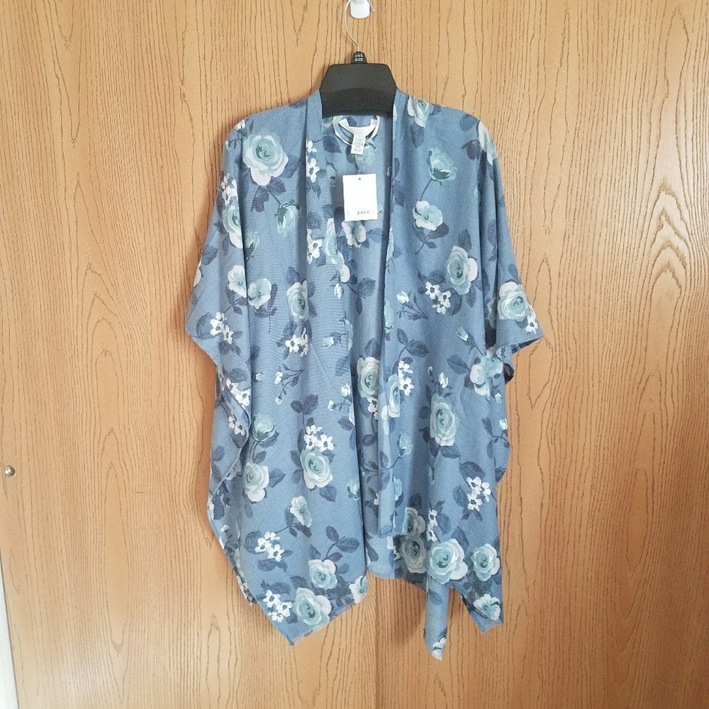 Sale 58 $ Lauren conrad floral poncho - Picture 4 of 7